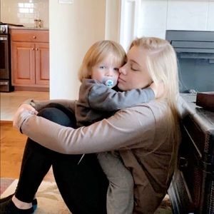 Meet your Posher, Raechal